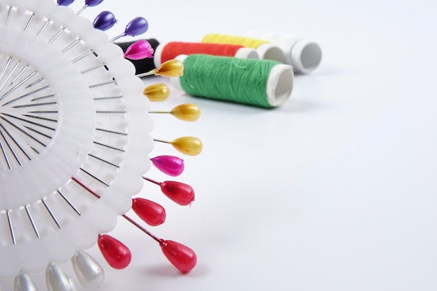 Detale koloru i nici